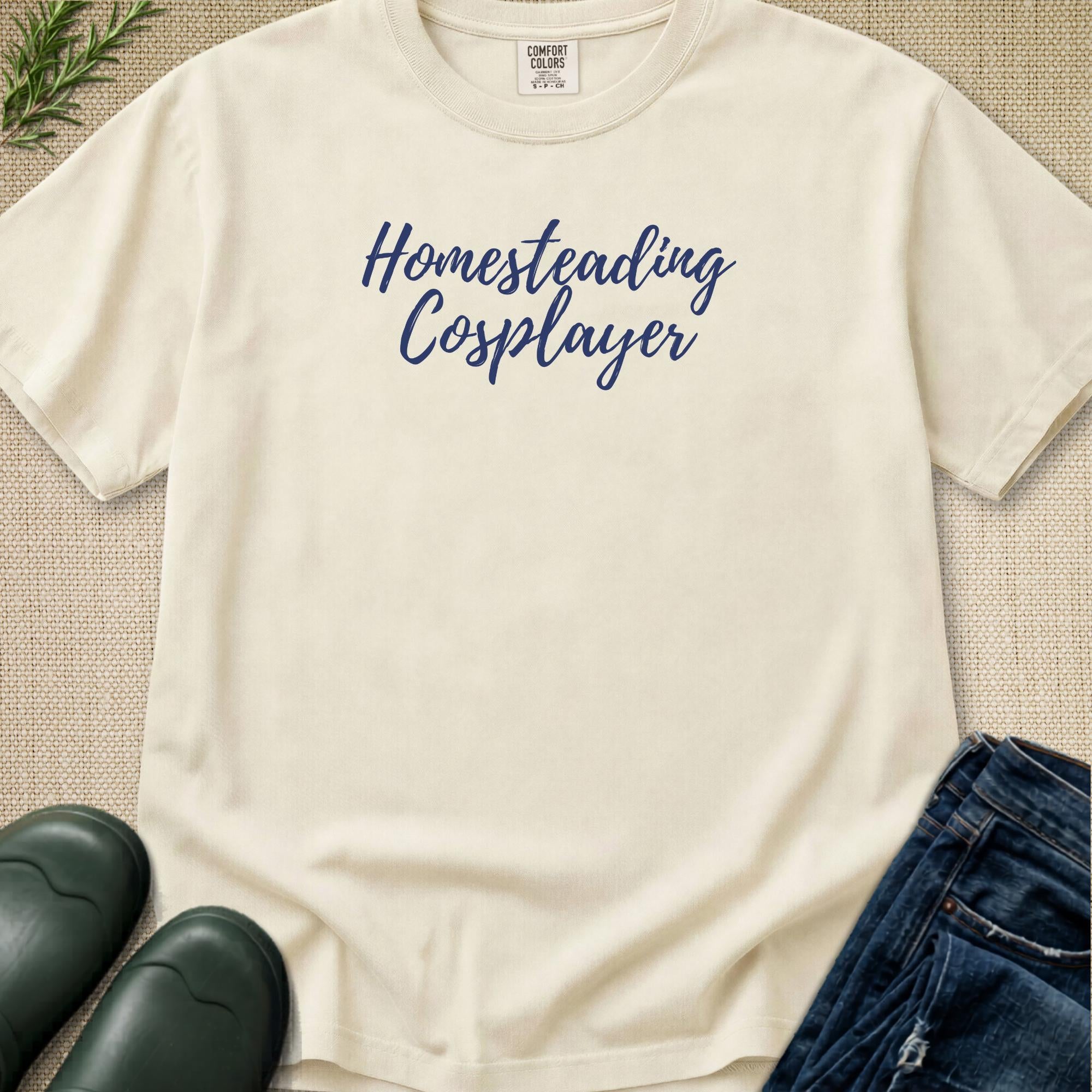 Homesteading cosplayer T-Shirt